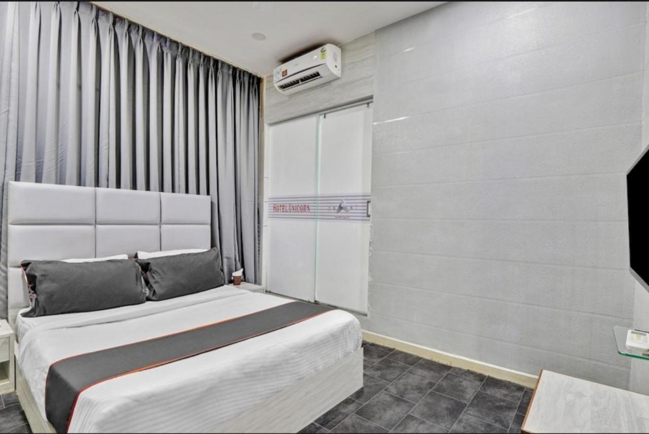 Hotel Unicorn, Szúrat Kültér fotó